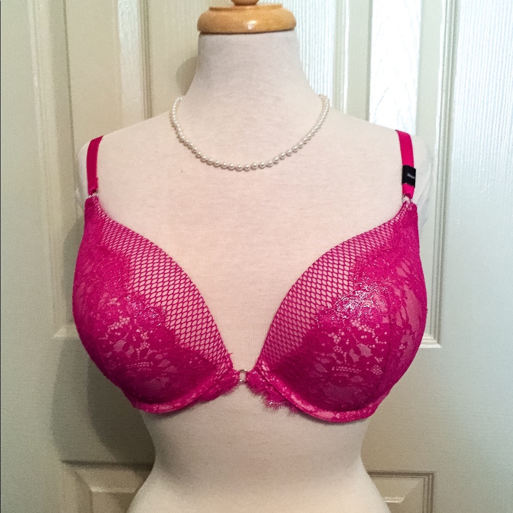 VS BRA AND PANTY MATCHING SET NWT